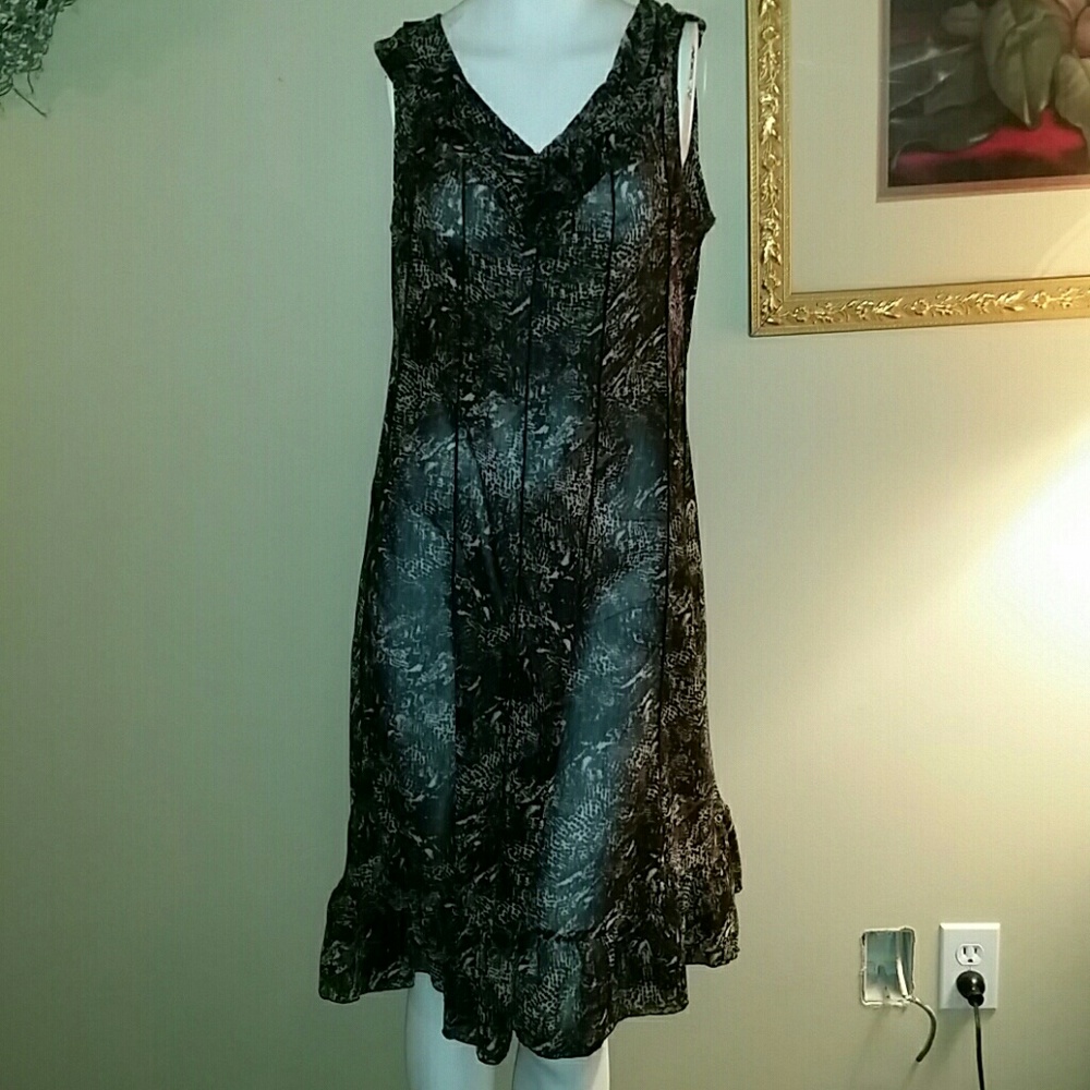 Studio 1 sleeveless dress